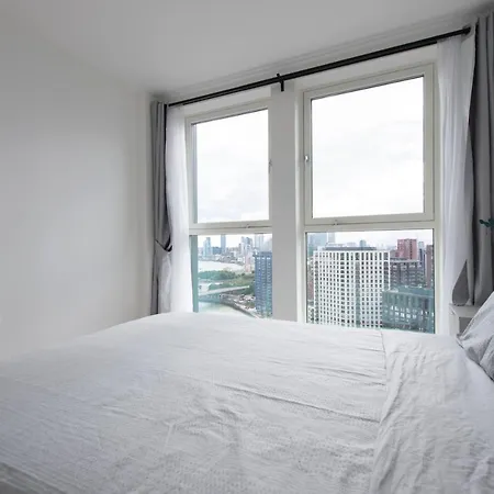 Luxury Penthouse With Stunning Views Near Excel, O2, London City Airport Exterior foto