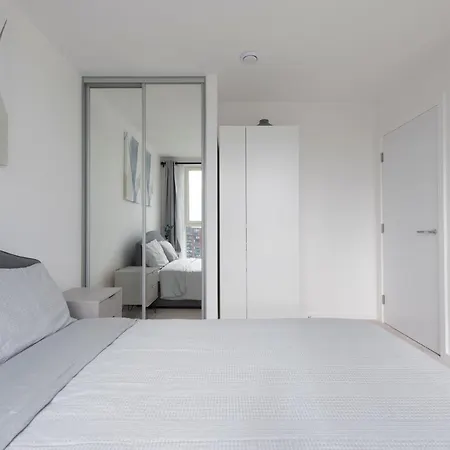 Luxury Penthouse With Stunning Views Near Excel, O2, London City Airport Exterior foto