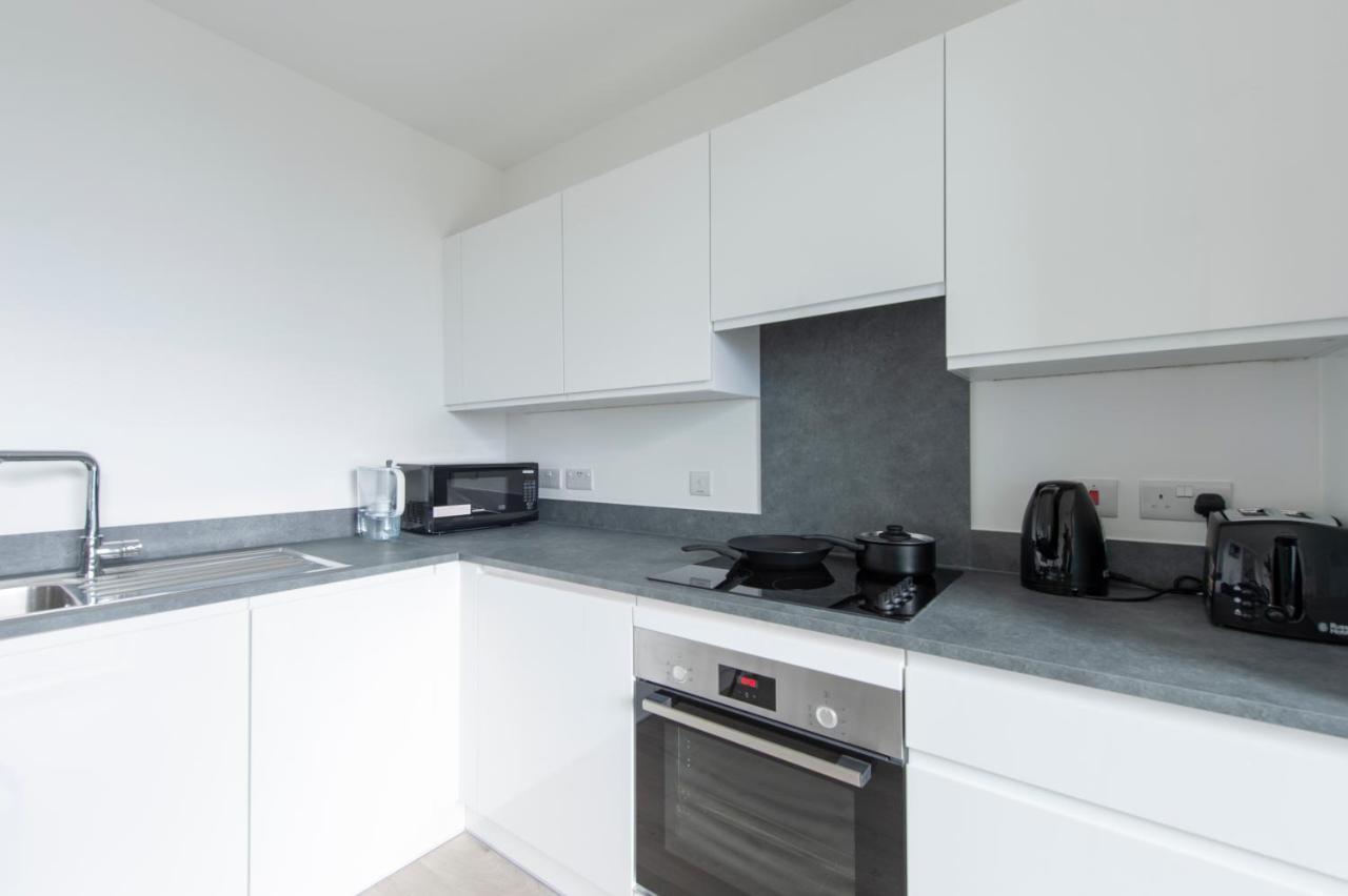 Luxury Penthouse With Stunning Views Near Excel, O2, Airport Appartement *