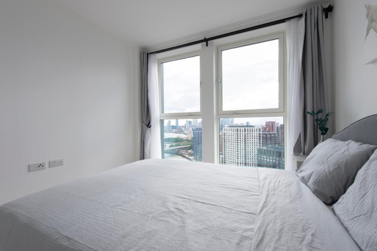 Luxury Penthouse With Stunning Views Near Excel, O2, Airport Appartement *