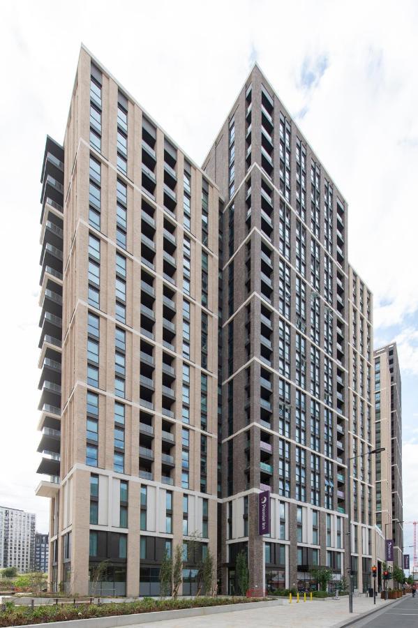 Luxury Penthouse With Stunning Views Near Excel, O2, Airport Appartement Londres